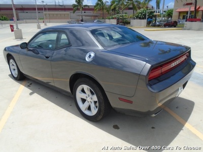 2013 Dodge Challenger SXT Coupe