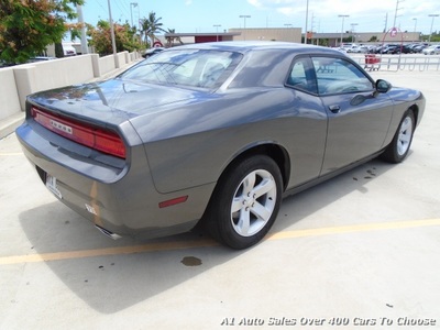 2013 Dodge Challenger SXT Coupe