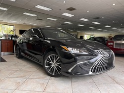 2022 Lexus ES300 Hybrid Premium
