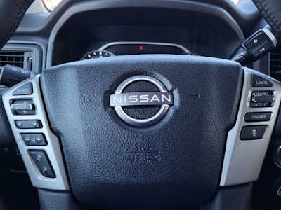 2024 Nissan Titan XD 4x4 Crew Cab SV