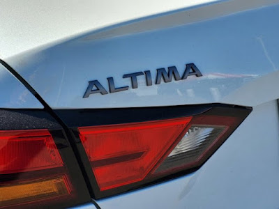 2024 Nissan Altima 2.5 SR Sedan
