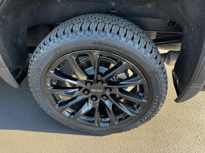 2023 GMC Sierra 1500 4WD Crew Cab Denali