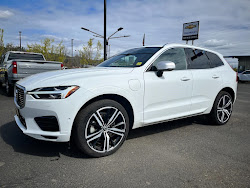 2019 Volvo XC60 R-Design