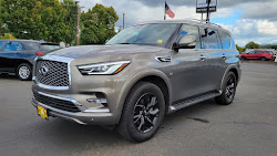 2019 INFINITI QX80 LUXE