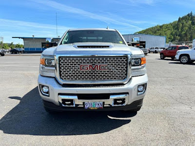 2017 GMC Sierra 3500HD Denali