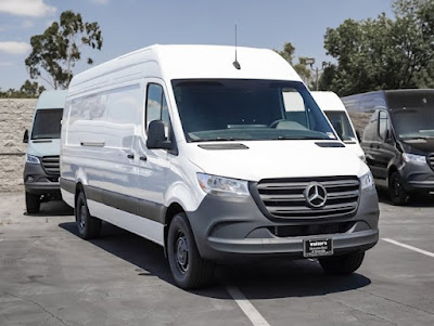 2024 Mercedes-Benz Sprinter Cargo Van