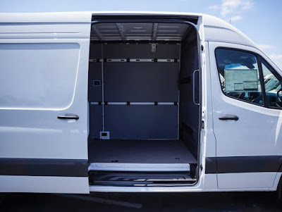 2024 Mercedes-Benz Sprinter Cargo Van