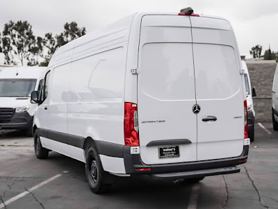 2024 Mercedes-Benz Sprinter Cargo Van