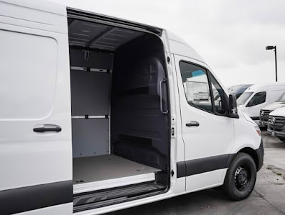 2024 Mercedes-Benz Sprinter Cargo Van