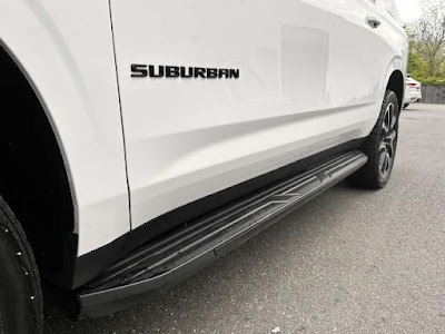 2021 Chevrolet Suburban RST