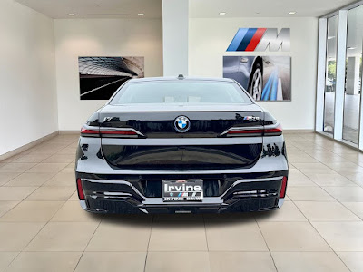 2024 BMW i7