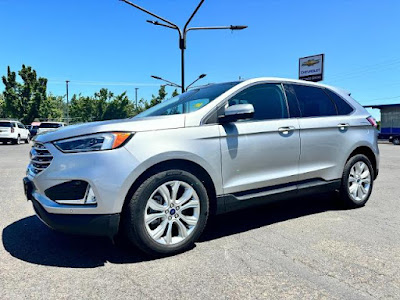 2022 Ford Edge Titanium