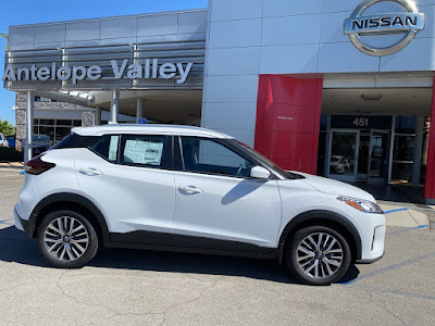 2024 Nissan Kicks SV