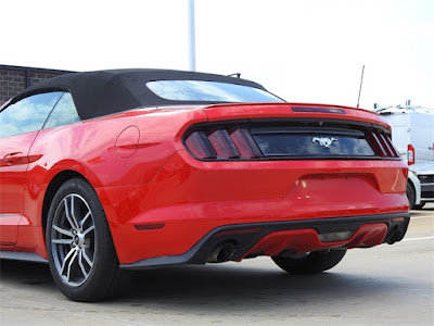 2017 Ford Mustang EcoBoost Premium