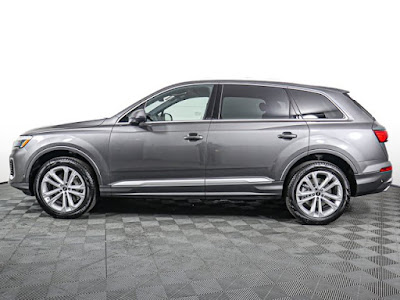 2025 Audi Q7 45 Premium