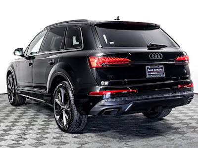 2025 Audi Q7 55 Premium Plus