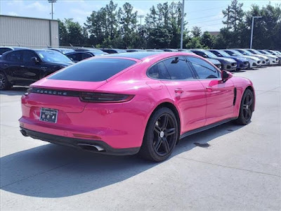 2018 Porsche Panamera 4