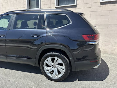 2021 Volkswagen Atlas 3.6L V6 SE w/Technology! ONE OWNER!