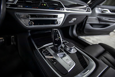 2019 BMW 7 Series 740i