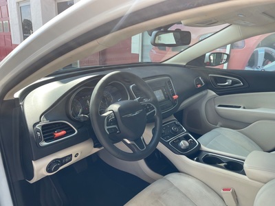 2016 Chrysler 200