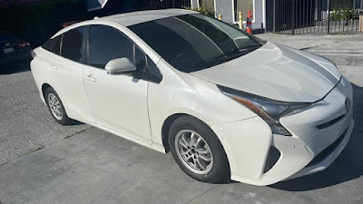 2017 Toyota Prius Two Hatchback 4D