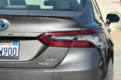 2021 Toyota Camry Hybrid XSE