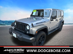 2016 Jeep Wrangler Unlimited Sport 4WD! LOW MILES! ONE OWNER!