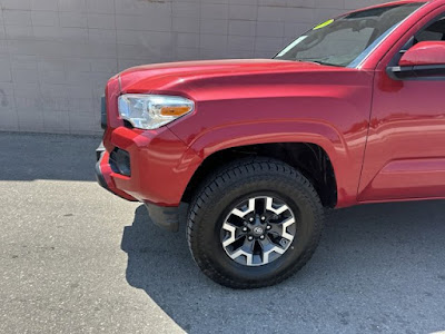 2020 Toyota Tacoma 4WD SR 4wd! LOW MILES!
