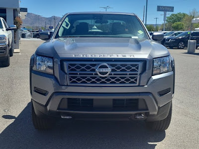 2024 Nissan Frontier Crew Cab 4x4 SV