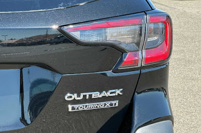 2022 Subaru Outback Touring XT