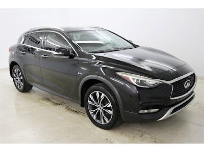 2018 INFINITI QX30 Premium