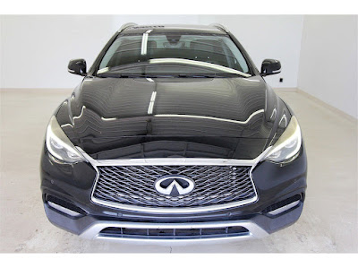 2018 INFINITI QX30 Premium