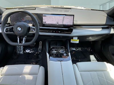 2024 BMW 5 Series 530i