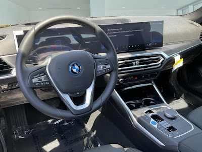 2024 BMW i4 eDrive40