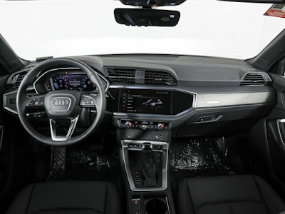 2024 Audi Q3 45 S line Premium