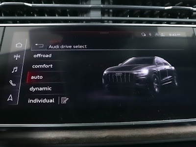 2023 Audi Q8 Premium Plus