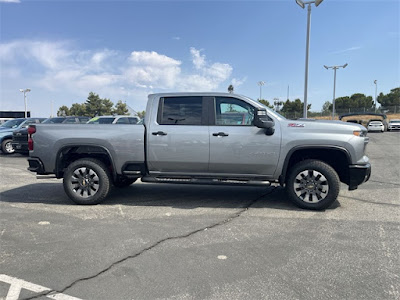 2024 Chevrolet Silverado 2500HD Custom