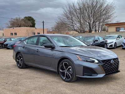 2024 Nissan Altima 2.5 SR Sedan