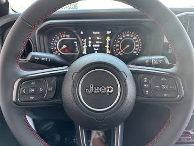 2024 Jeep Gladiator