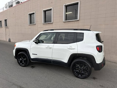 2022 Jeep Renegade Altitude 4X4! FACTORY CERTIFIED WARRANTY