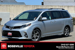 2020 Toyota Sienna SE