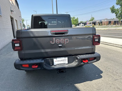 2024 Jeep Gladiator