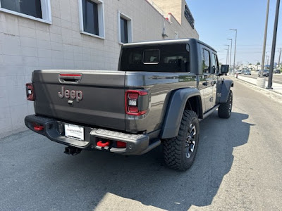 2024 Jeep Gladiator