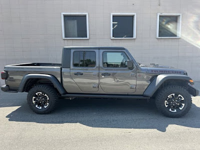 2024 Jeep Gladiator