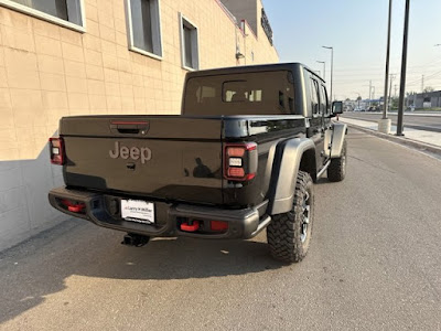 2024 Jeep Gladiator