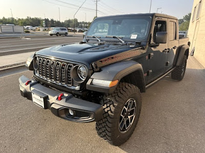 2024 Jeep Gladiator