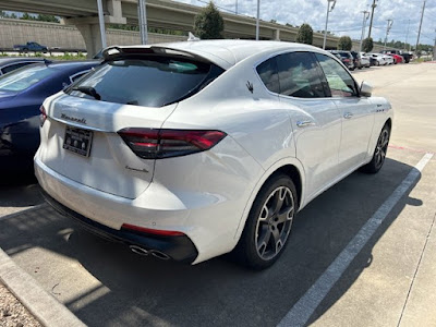 2022 Maserati Levante Modena