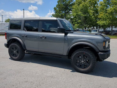 2024 Ford Bronco Black Diamond