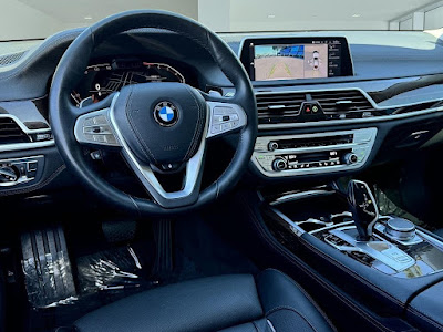 2021 BMW 7 Series 740i