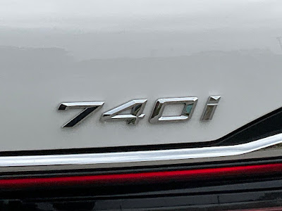 2022 BMW 7 Series 740i